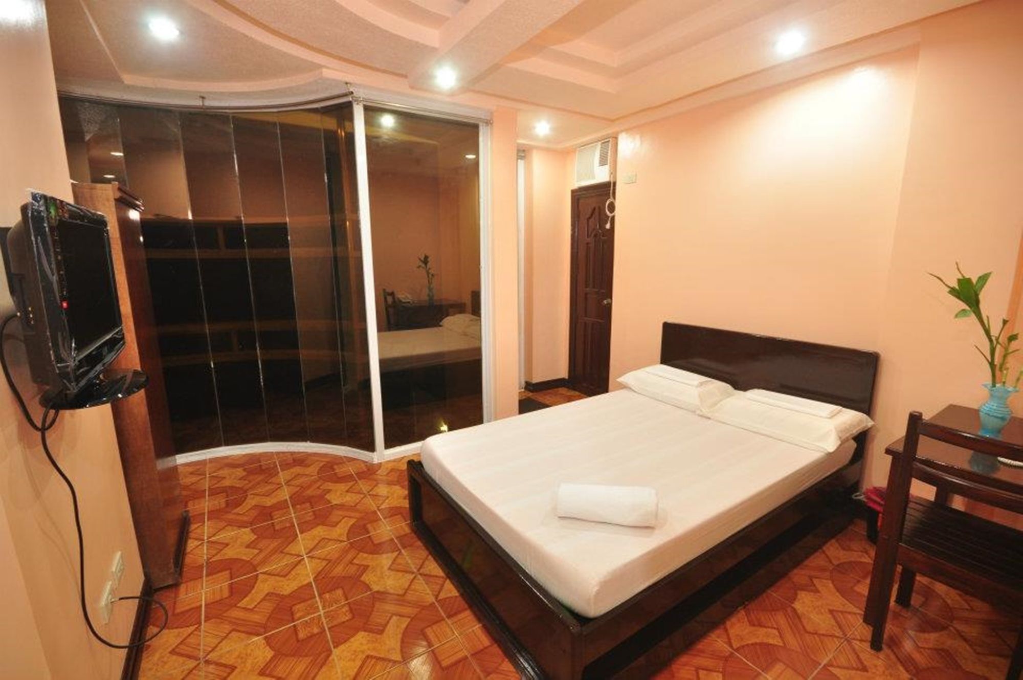 Rooms R Us - Voyagers Palace بويرتو برينسيسا المظهر الخارجي الصورة