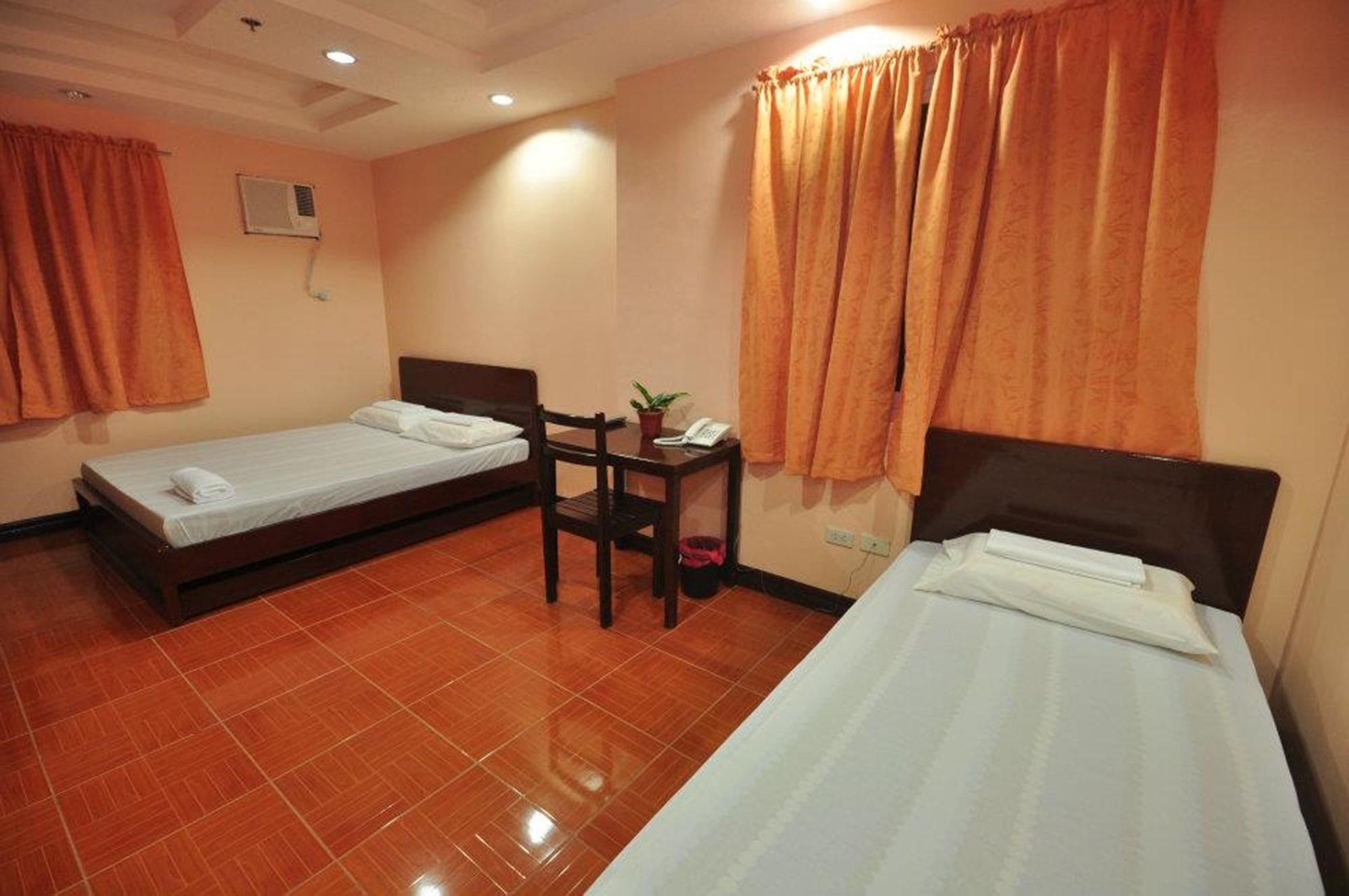 Rooms R Us - Voyagers Palace بويرتو برينسيسا المظهر الخارجي الصورة
